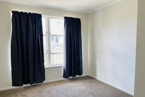 Photo of property in 53b Rollerson Street, Papakura, 2110