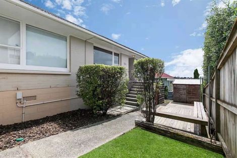 Photo of property in 50b Mellons Bay Road, Mellons Bay, Auckland, 2014