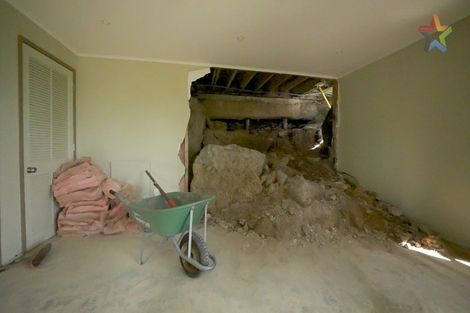 Photo of property in 39 Nikau Road, Point Howard, Lower Hutt, 5013