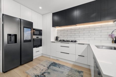 Photo of property in 10b Windlass Street, Long Bay, Auckland, 0630