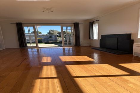 Photo of property in 8 Landscape Road, Pukekohe, 2120