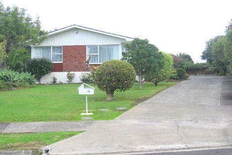 Photo of property in 16 Imatra Place, Sunnyhills, Auckland, 2010
