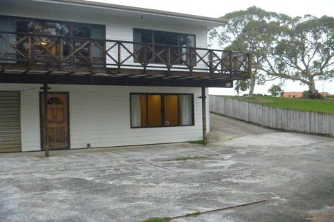 Photo of property in 50 Eugenia Rise, Totara Heights, Auckland, 2105