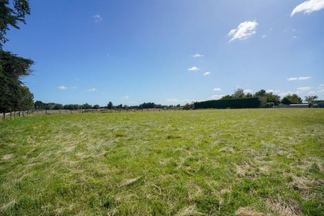 Photo of property in 195 Oteramika Road, Seaward Bush, Invercargill, 9871