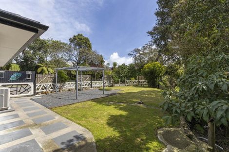 Photo of property in 1402 Devon Road, Brixton, Waitara, 4382