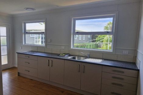 Photo of property in 180 Powderham Street, New Plymouth, 4310
