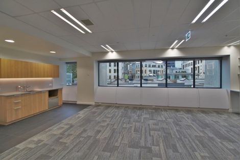 Photo of property in 41 Shortland Street, Wainoni, Christchurch, 8061