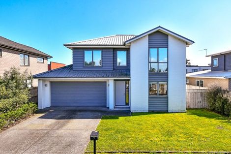 Photo of property in 9 Waituarua Drive, Takanini, 2112