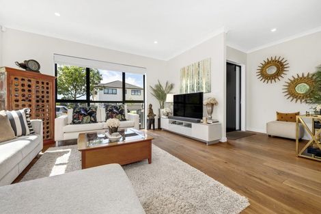 Photo of property in 8 Lavey Road, Flat Bush, Auckland, 2019