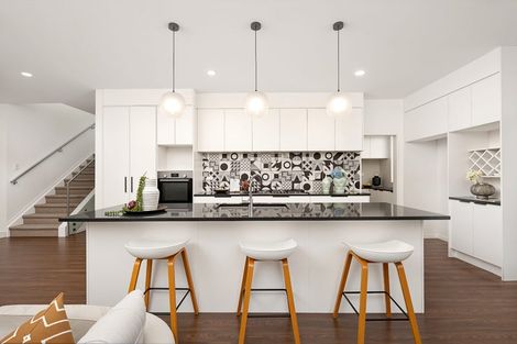 Photo of property in 32 Mcwhirters Farm Lane, Massey, Auckland, 0614