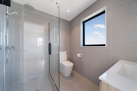 Photo of property in 52 Horokaka Street, Massey, 0614