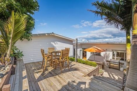 Photo of property in 2/21 Hythe Terrace, Mairangi Bay, Auckland, 0630