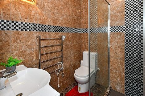 Photo of property in 14 Lowburn Place, Clover Park, Auckland, 2019