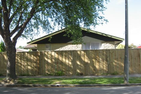 Photo of property in 7 Betula Place, Parklands, Christchurch, 8083