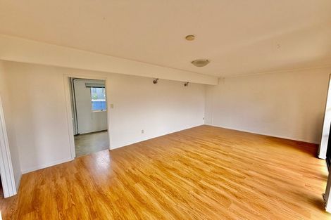 Photo of property in 2/48 Mayfair Crescent, Mairangi Bay, Auckland, 0630