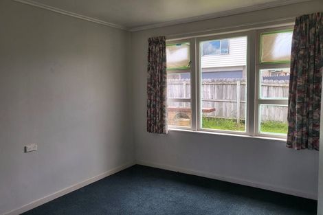 Photo of property in 25 James Tyler Crescent, Lynfield, Auckland, 1042