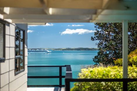 Photo of property in 202 Te Wahapu Road, Russell, 0272