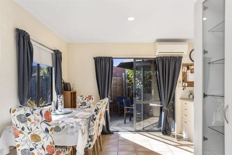 Photo of property in 402b Fraser Street, Parkvale, Tauranga, 3112