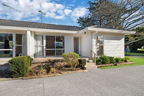 Photo of property in 11a Sharivari Place, Conifer Grove, Takanini, 2112