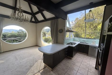 Photo of property in 454a Stokes Valley Road, Stokes Valley, Lower Hutt, 5019