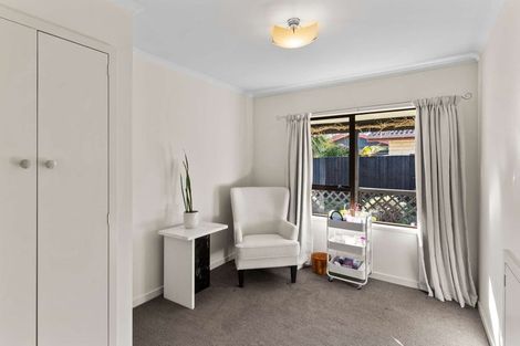 Photo of property in 5 Jacaranda Place, Parklands, Christchurch, 8083