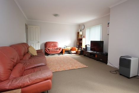 Photo of property in 13 Meridian Court, Oteha, Auckland, 0632