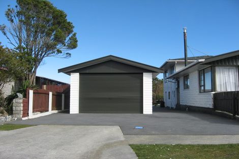 Photo of property in 74 Hall Street, Cobden, Greymouth, 7802