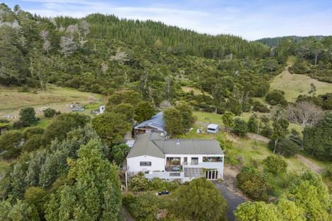 Photo of property in 896a Hikuai Settlement Road, Pauanui, Hikuai, 3579