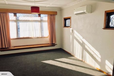 Photo of property in 2 Douglas Street, Waiwhetu, Lower Hutt, 5010