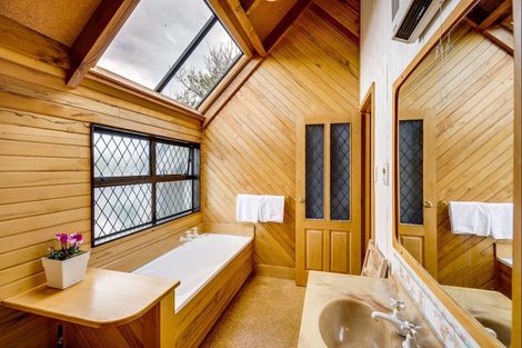 Photo of property in 115a Frederick Street, Mayfair, Hastings, 4122