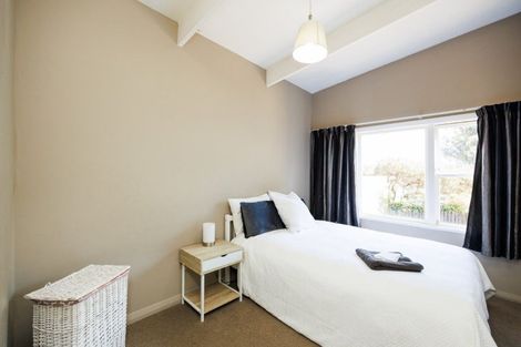 Photo of property in 12 Kent Crescent, Awapuni, Palmerston North, 4412