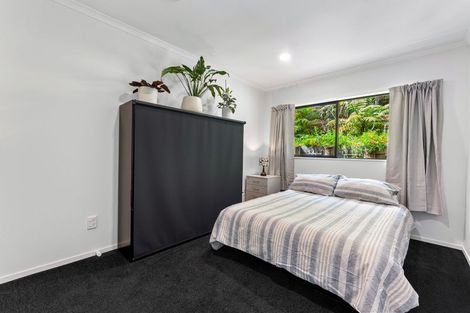 Photo of property in 257 Kaipara Road, Papakura, 2582