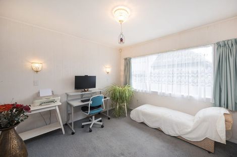 Photo of property in 104a Russell Street, Palmerston North, 4414