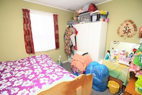 Photo of property in 12 Harwell Place, Mangere, Auckland, 2022