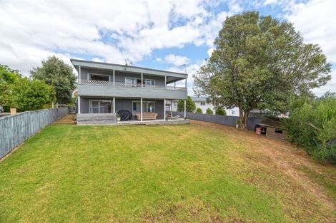 Photo of property in 6 Isobel Road, Greenhithe, Auckland, 0632