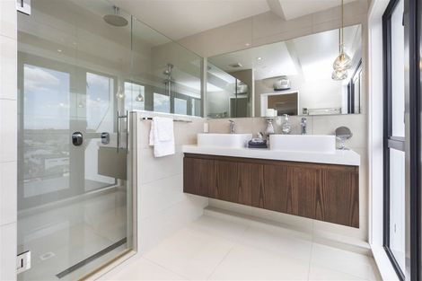 Photo of property in 50i Carlton Mill Road, Merivale, Christchurch, 8014