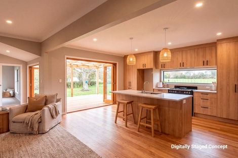 Photo of property in 45 Collingwood Street, Eltham, 4322