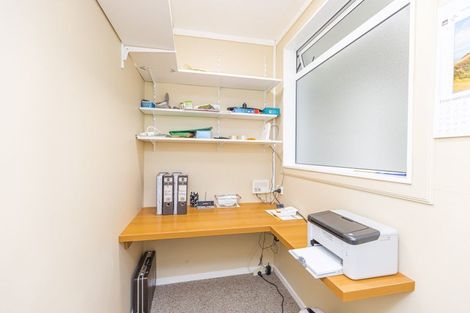 Photo of property in 8a Peakes Road, Saint Johns Hill, Whanganui, 4501