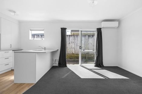 Photo of property in 28d Lorne Street, Melville, Hamilton, 3206