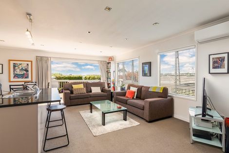 Photo of property in 18a School Road, Morningside, Auckland, 1021