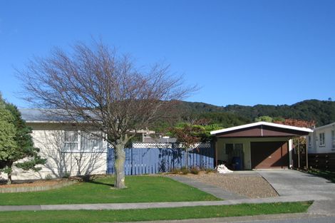 Photo of property in 1 Momona Street, Wainuiomata, Lower Hutt, 5014