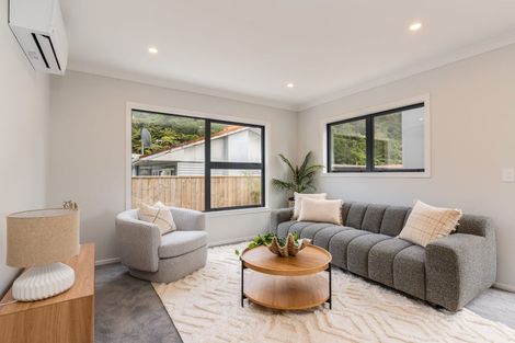 Photo of property in 20b Korau Grove, Stokes Valley, Lower Hutt, 5019