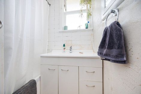 Photo of property in 3 Collins Crescent, Feilding, 4702