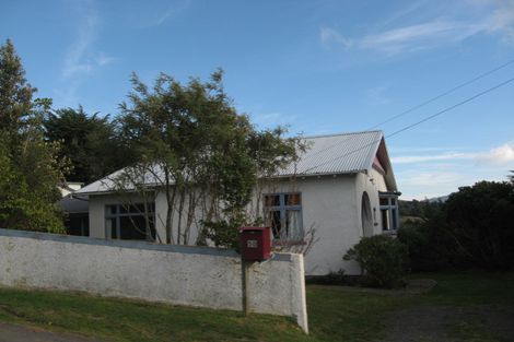 Photo of property in 50 Seaton Road, Portobello, Dunedin, 9014