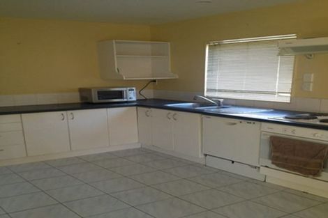 Photo of property in 59j Astley Avenue, New Lynn, Auckland, 0600