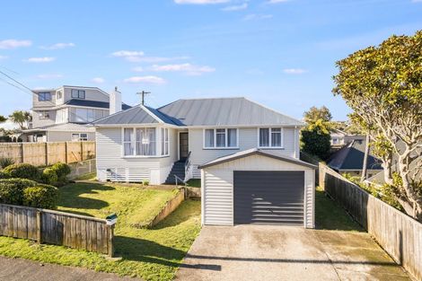 Photo of property in 17 Morgan Street, Johnsonville, Wellington, 6037