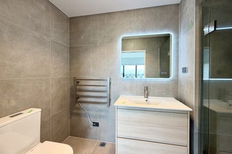 Photo of property in 6/399 Massey Road, Mangere East, Auckland, 2024