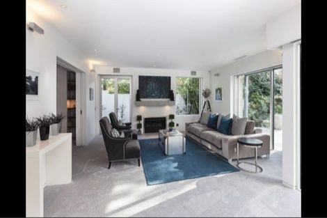 Photo of property in 8 Saint Barnabas Lane, Fendalton, Christchurch, 8052