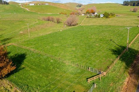 Photo of property in 184 Ireland Road, Waipawa, 4277