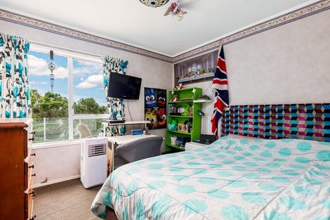 Photo of property in 11 Terra Nova Street, Glen Eden, Auckland, 0602